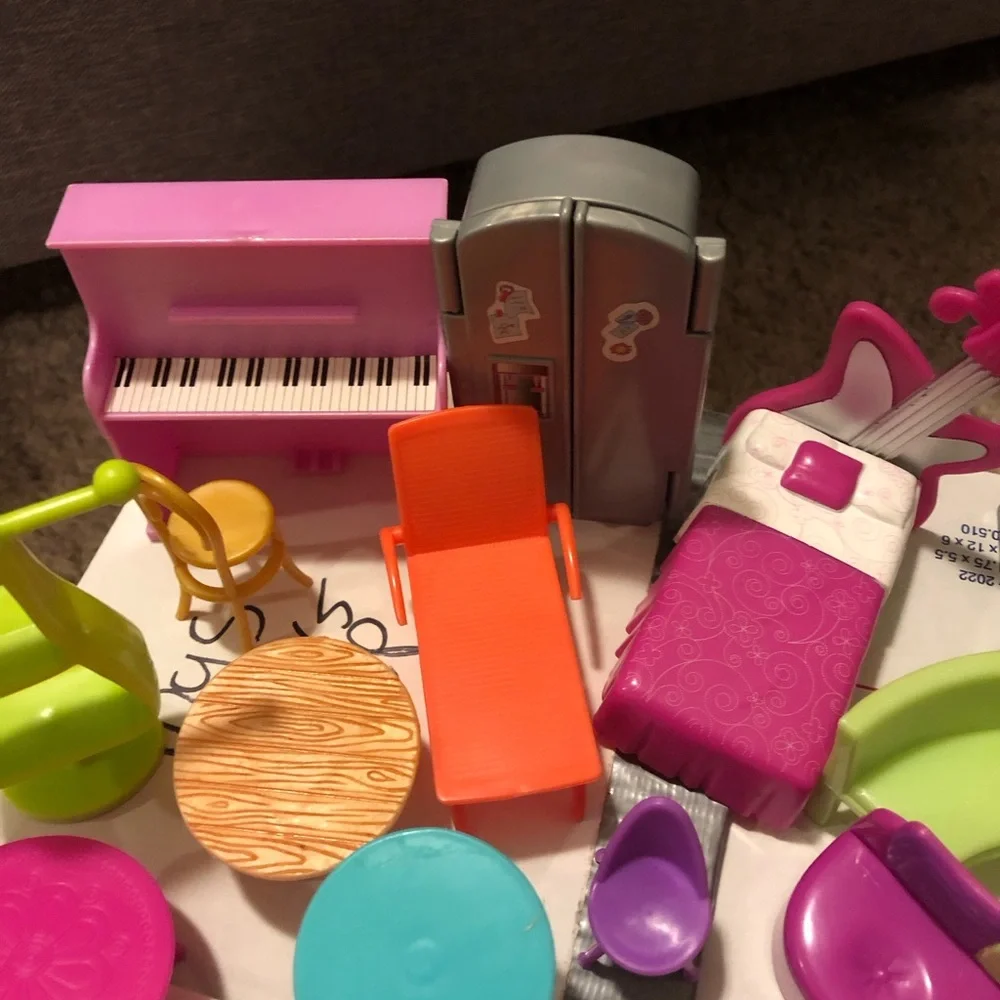 Random Polly Pocket Accessory Bundle - Picture 6 of 11